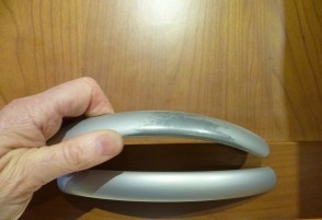 Challenge repair  - kitchen handles
